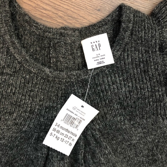 NWT 👶🏻 Set of 2 GAP Onesies (3-6 months) - Picture 4 of 7